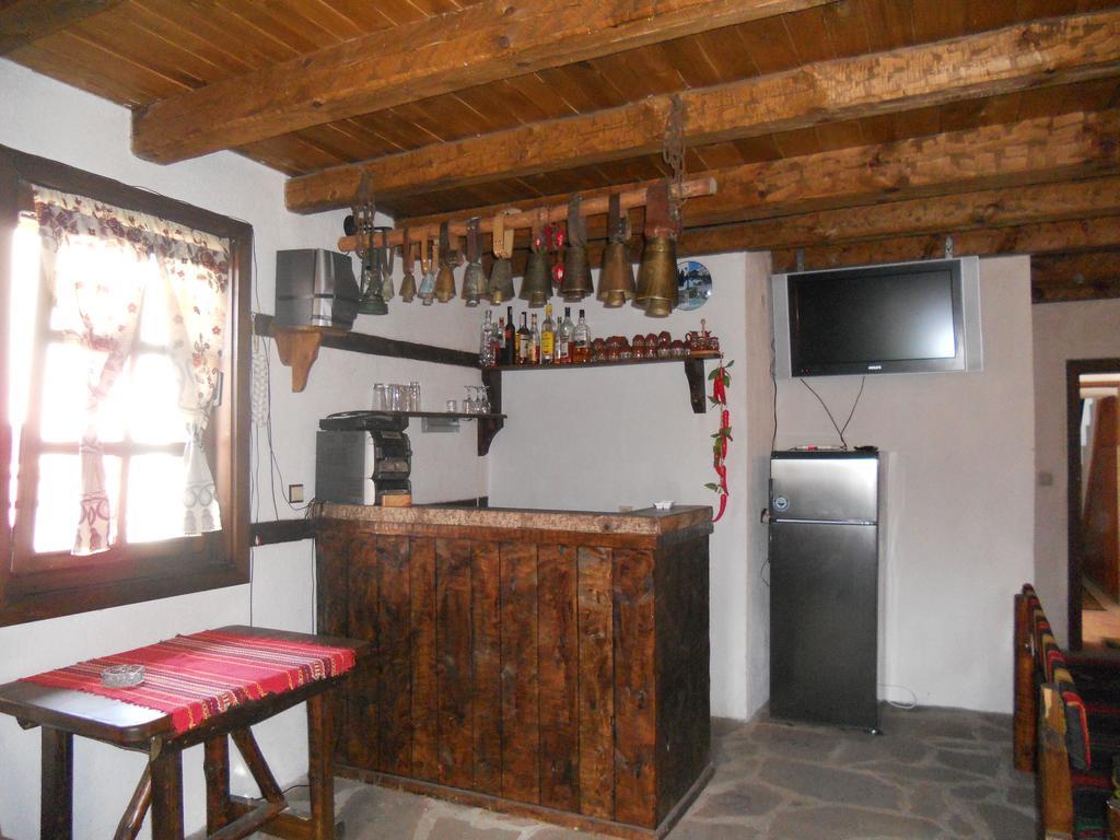 Djolevi Guesthouse Dobrinishte Buitenkant foto